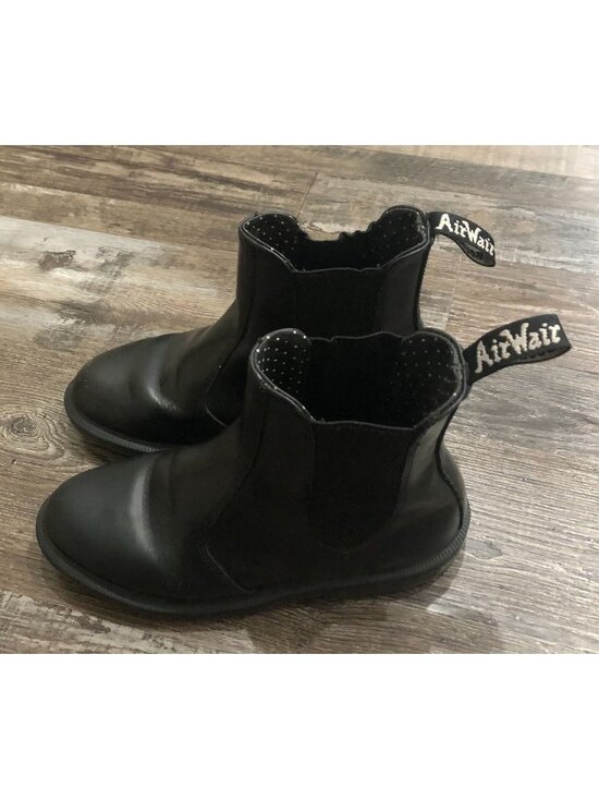 Dr. Martens Shoes - Dr. Martens Flora Chelsea Boot Womens Size 6 Black Polished Leather